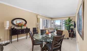 20505 E Country Club Dr PH-38, Aventura, FL 33180