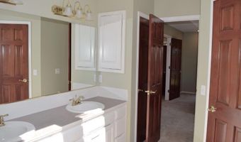 1307 21st St, Bentonville, AR 72712