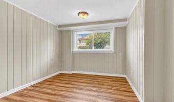 10228 FARNHAM Dr, Bethesda, MD 20814