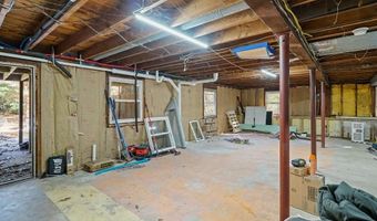 50 Circledale Dr, Cumberland, RI 02864