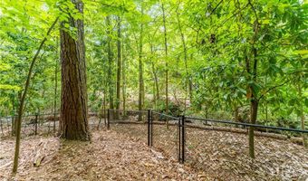 759 Riverhill Dr, Athens, GA 30606