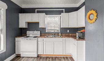212 S Jackson St, Athens, TN 37303