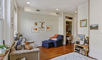 1116 MONROE St NW 1, Washington, DC 20010