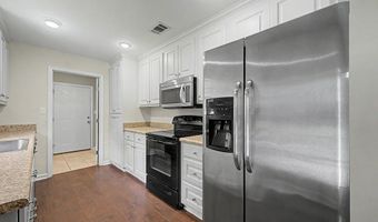 107 Clinton Ln, Albany, GA 31701