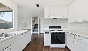 1225 N Broadway 14, Escondido, CA 92026