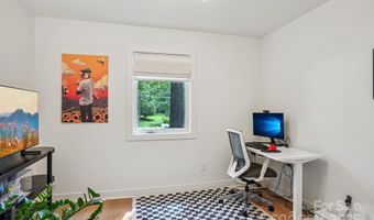 6038 Old Providence Rd, Charlotte, NC 28226