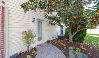 511 SUNLIGHT Ln 3, Berlin, MD 21811