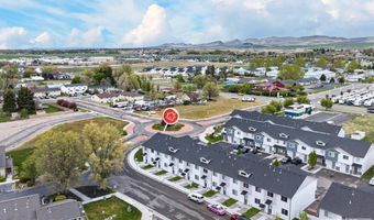 179 Park Lawn Dr #1, Chubbuck, ID 83202