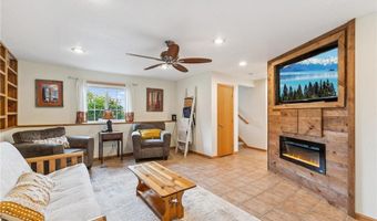 207 Ash St E, Annandale, MN 55302
