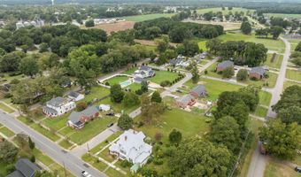675 Second St, Ayden, NC 28513