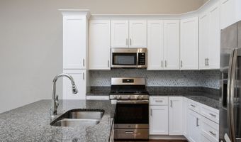 544 N Woodland Ct, Addison, IL 60101