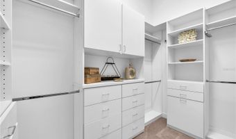 5305 WISHING ARCH Dr, Apollo Beach, FL 33572