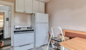 213 S Main St S, Milltown, NJ 08850