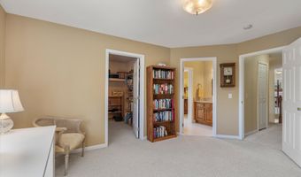 1717 Cedar Ln, Ann Arbor, MI 48105