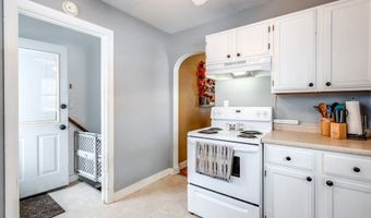 1042 Hartshorn St, Alliance, OH 44601