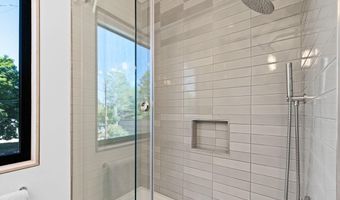 15 NW St Helens Pl # 1 & #2, Bend, OR 97703