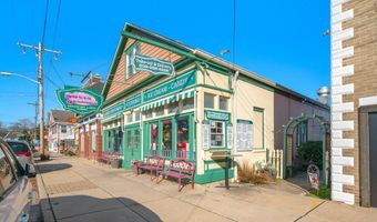 688 E Bay Ave, Barnegat, NJ 08005