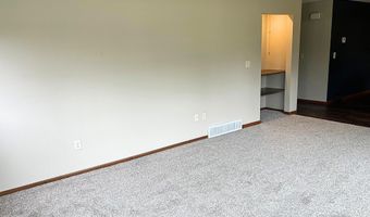 902 N Penn St, Aberdeen, SD 57401