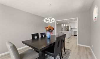 13804 Euclid Ct, Apple Valley, MN 55124