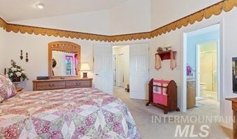 15153 Horseshoe Dr, Caldwell, ID 83607