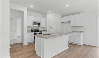 8057 Chesapeake Trl, Bauxite, AR 72011