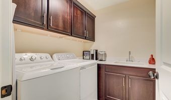 5880 Glory Heights Dr, Las Vegas, NV 89135