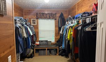 2298 Mountain Vw, Alderson, WV 24910
