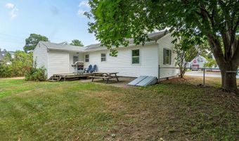 14 2nd St, Rochester, NH 03867