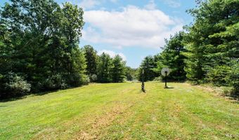 6628 Bateman Ln, Athens, OH 45701