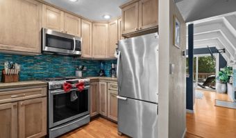636 Cathedral Dr, Aptos, CA 95003