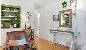 3621 Valley Rd, Casper, WY 82604