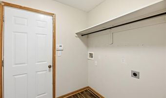 218 Hillside Dr, Baldwin City, KS 66006