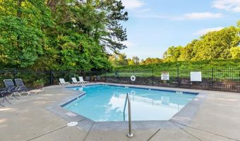 6016 Fords Lake Ct, Acworth, GA 30101