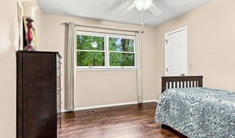 1 Rockford Ln, Bella Vista, AR 72715
