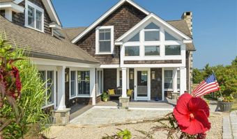 4 Hull Cove St, Jamestown, RI 02835