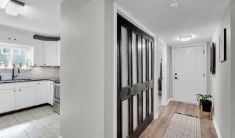 404 Northlake Dr, Anderson, SC 29625