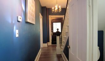 423 Hammond St, Bangor, ME 04401