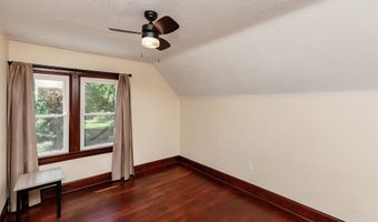 605 Cottage St, Adel, IA 50003