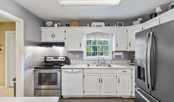 346 Thomas Rd, Benton, TN 37307