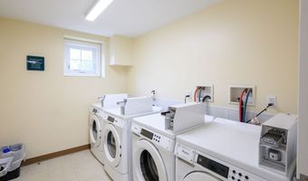 154 Bedford St, Abington, MA 02351