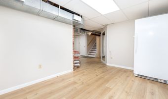 206 New Rd, Avon, CT 06001
