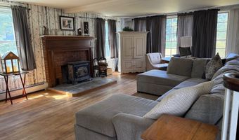 806 Main St, Albany, VT 05820
