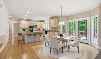206 VERNET Dr, Hockessin, DE 19707