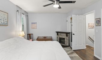 174 Williamsburg Ct, Albany, NY 12203