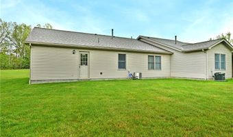 5180 Winthrop Dr, Austintown, OH 44515