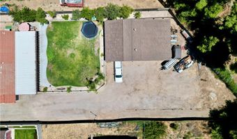 33127 Camelot Dr, Yucaipa, CA 92399