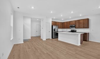 1207 Glenmont St, Algonquin, IL 60102