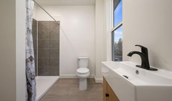 410 WEST St, Clayton, DE 19938