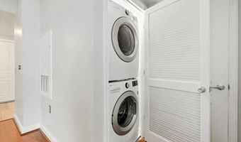 2451 MIDTOWN Ave 1611, Alexandria, VA 22303