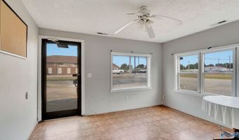 1214 N Jefferson St, Athens, AL 35611